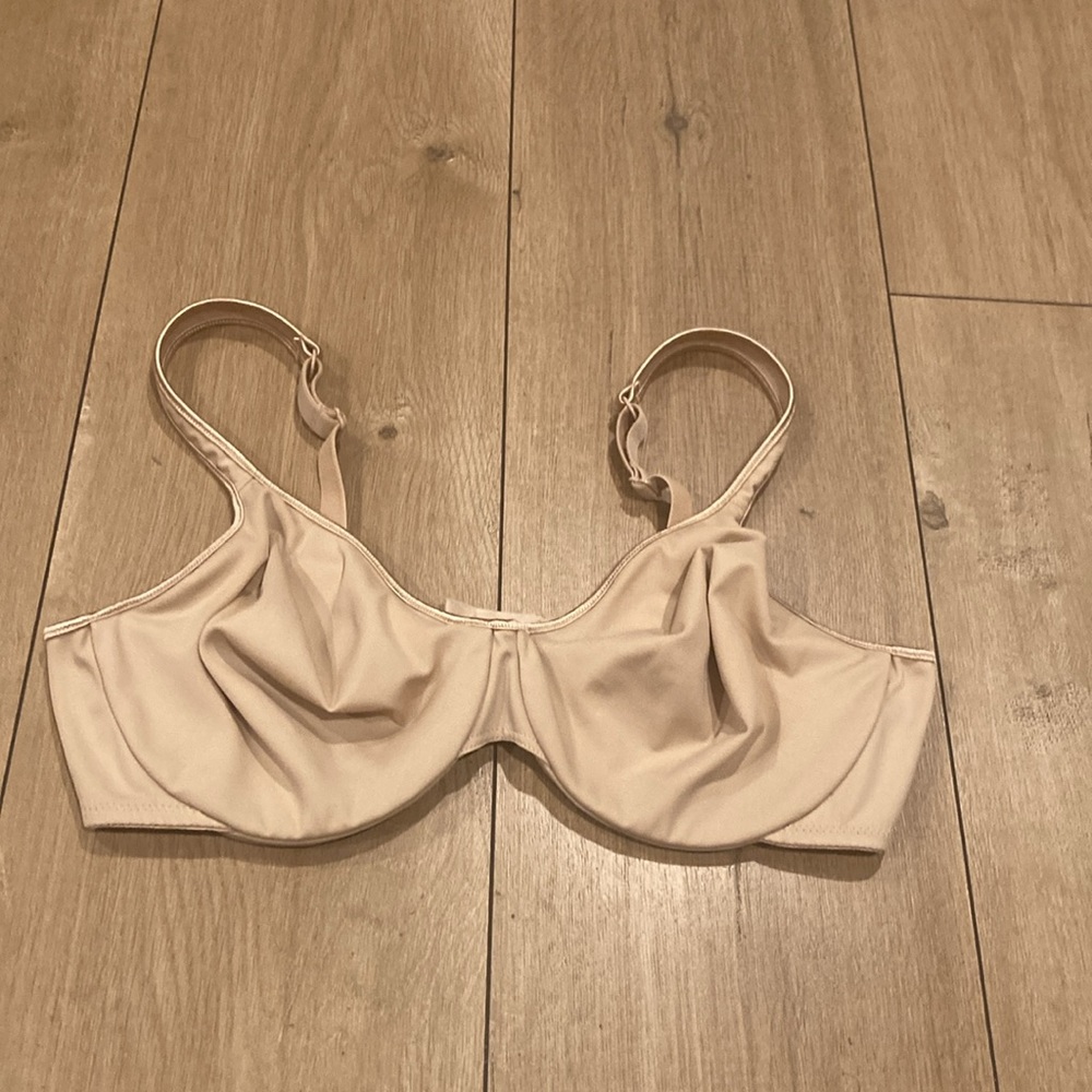 Hanes Bra Size 38C